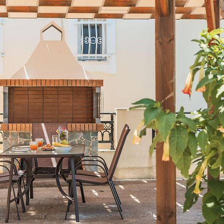 Villa Vicky ピタゴリオ エクステリア 写真